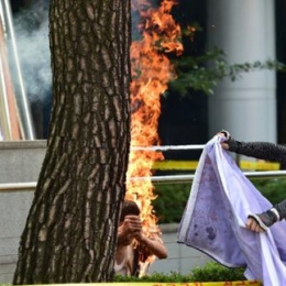Man sets himself on fire at Japanese Embassy (Seoul)