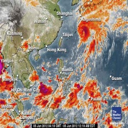 Typhoon approaches Minamidaito Island